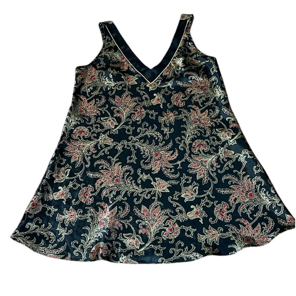 Vintage Jones New York Chemise, Black, red, gold paisley, Large